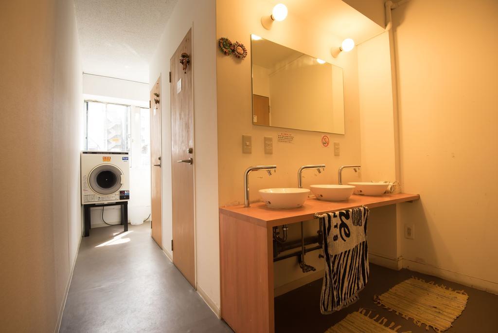 Hostel Q Осака Экстерьер фото